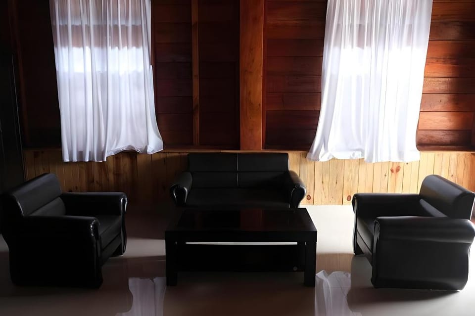 Camp David, Kigwema Bed and Breakfast in India