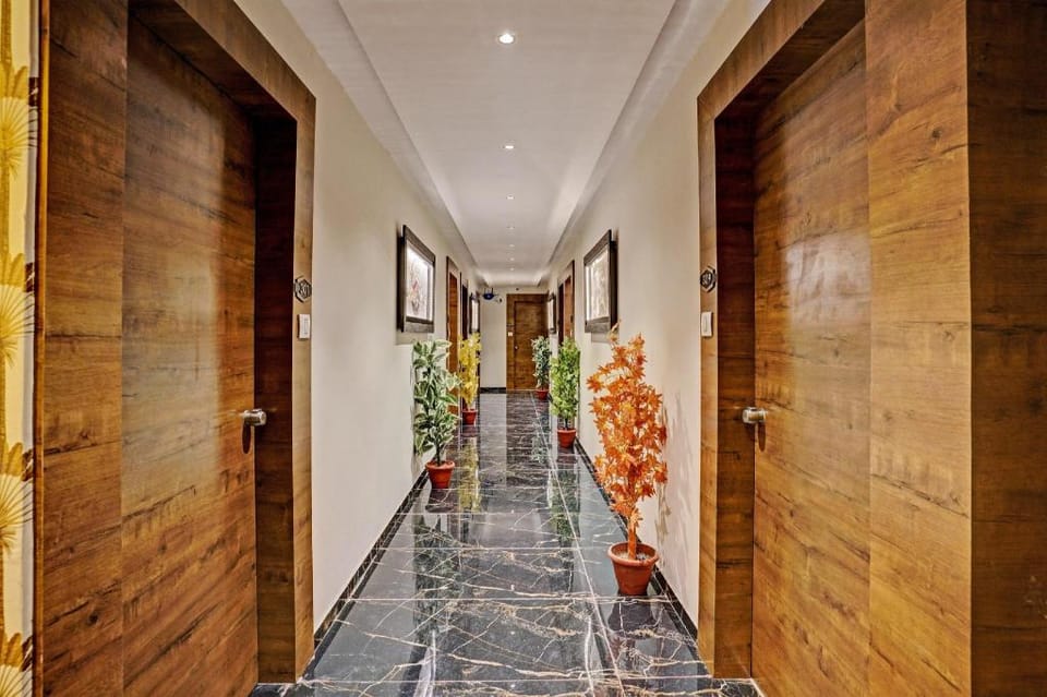 Super Hotel O RR Hotel in Vadodara
