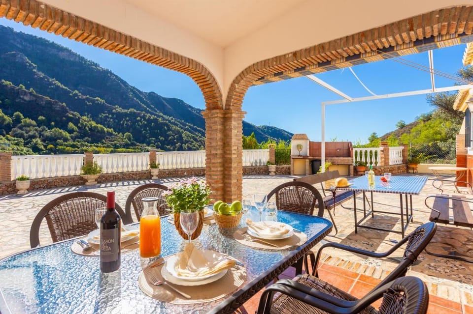Cortijo Mari Carmen Villa in Costa Tropical