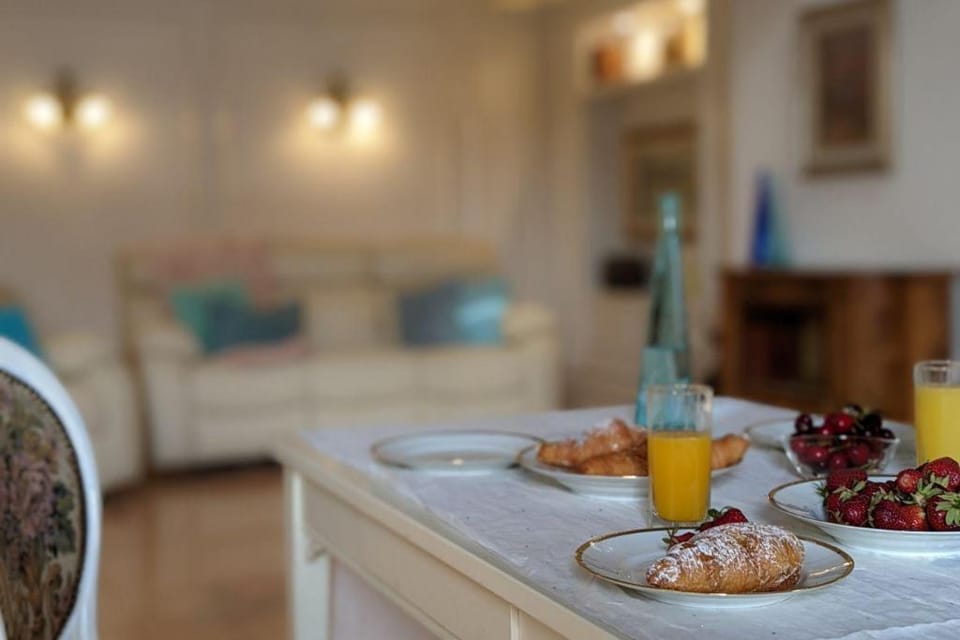 Enchanting Verona - Piazza Isolo Apartment in Verona