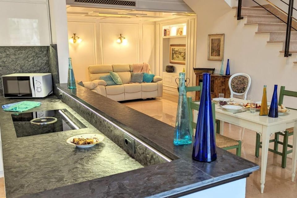 Enchanting Verona - Piazza Isolo Apartment in Verona