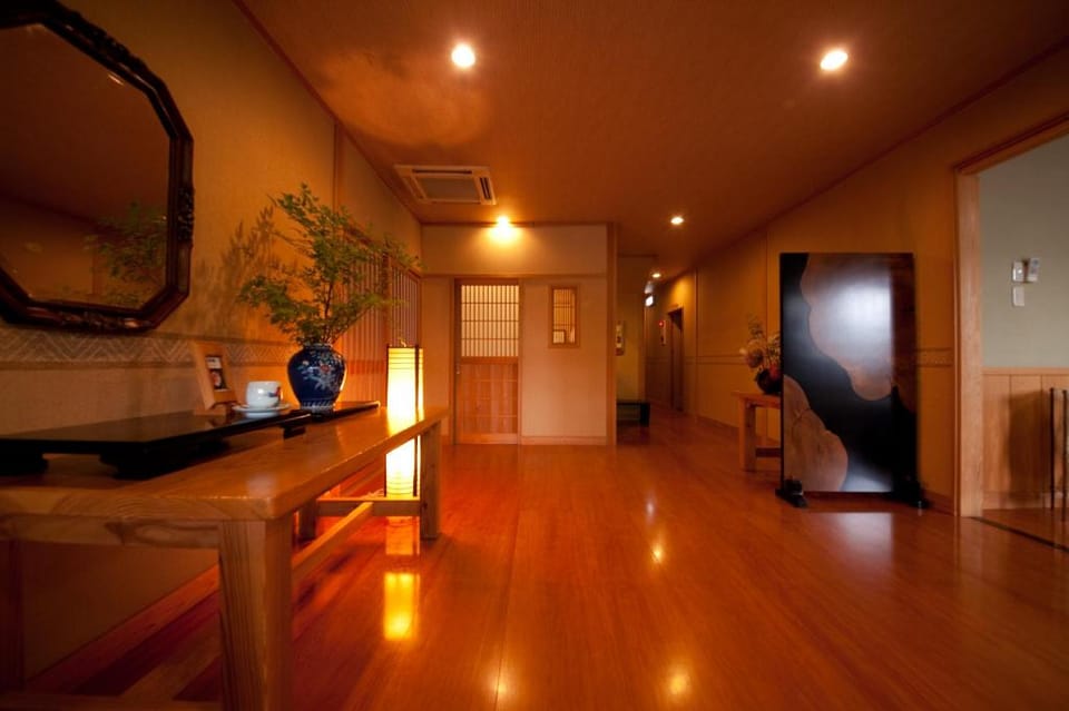 OYADO URAKU Hotel in Shizuoka Prefecture