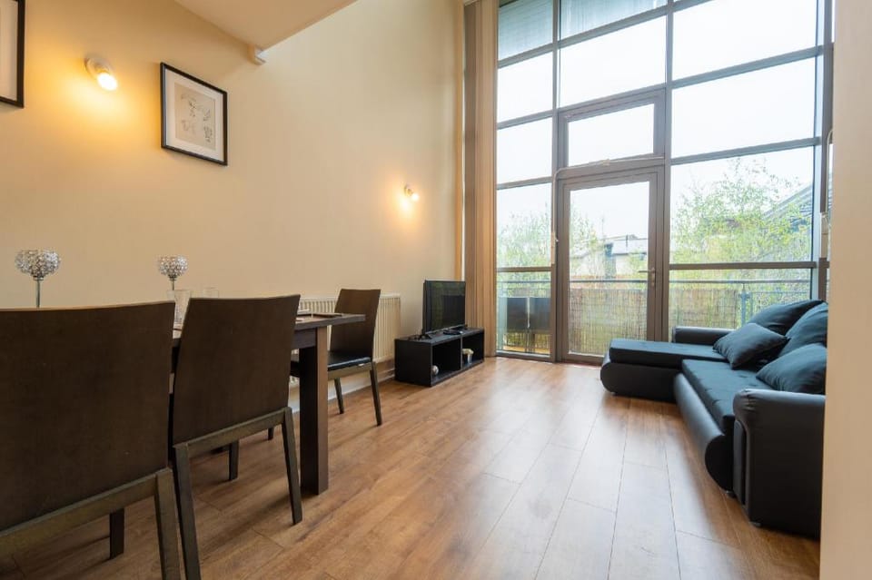Luxury 2 Bed Apartment Apartment in Slough