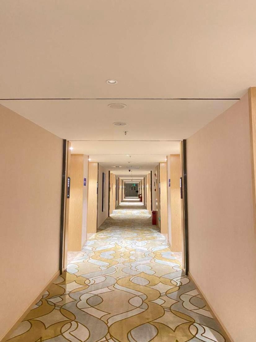 Kyriad Marvelous Hotel Zhongshan West District Hotel in Guangzhou