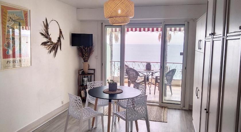 Constellation  Apartment in Antibes