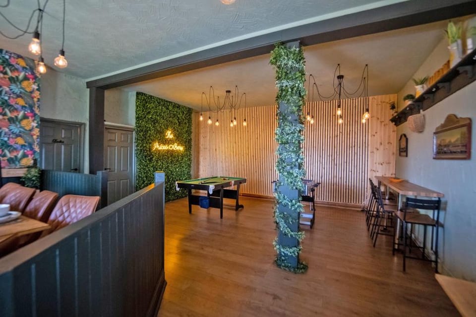 Waterfall Country Escape Hotel in Wales