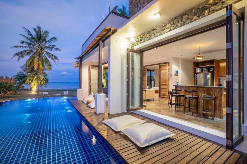 Beachfront Tropical 3BR Villa | VVH51.1 Villa in Prachuap Khiri Khan, Thailand
