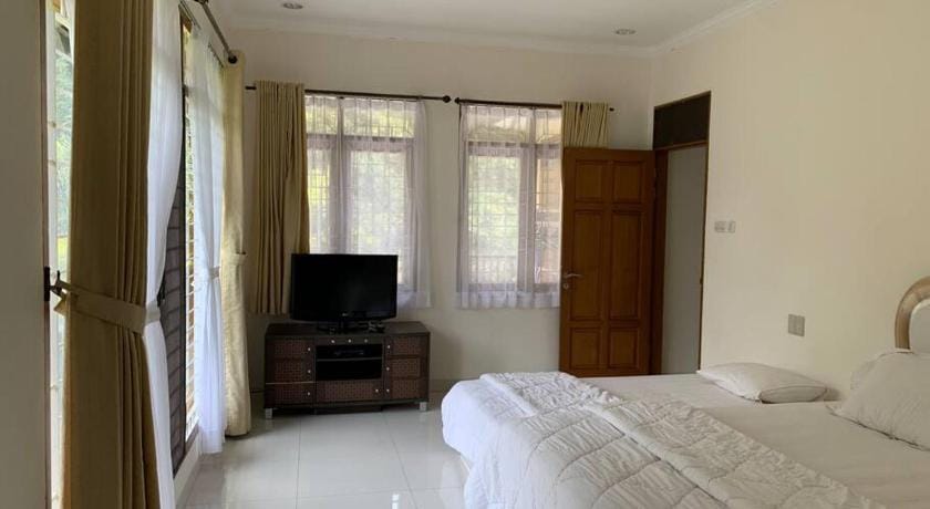Villa Tepi Bukit Vacation rental in West Java