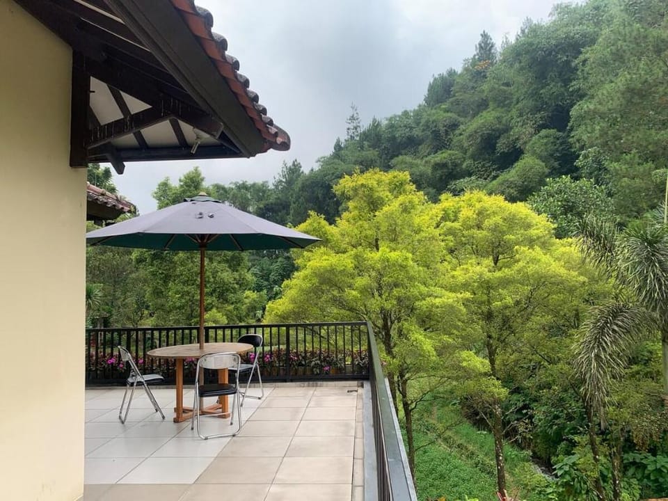 Villa Tepi Bukit Vacation rental in West Java
