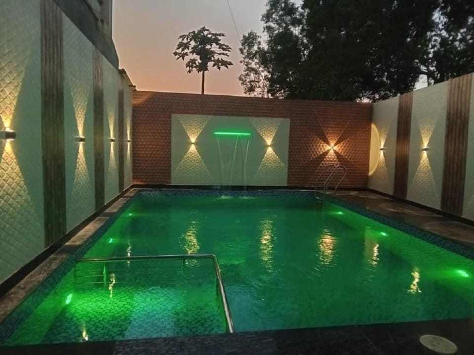 Karla Retreat Hotel in Maharashtra