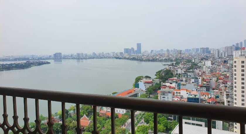 Lake View Condo in Central Hanoi Vacation rental in Laos