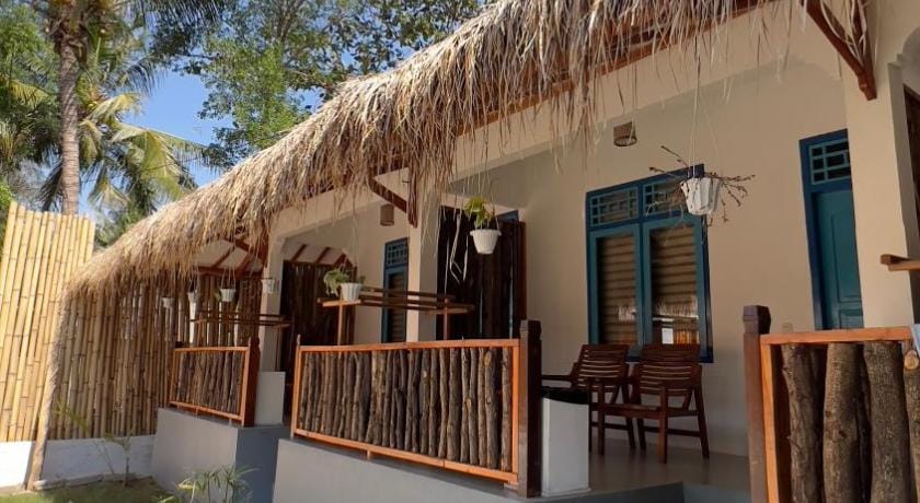 Formosa Beach Club & Bungalow Hotel in Pemenang