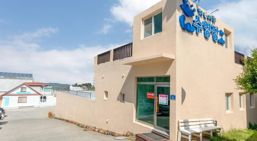 Gyeongju Blue 365 Pension Bed and Breakfast in South Korea