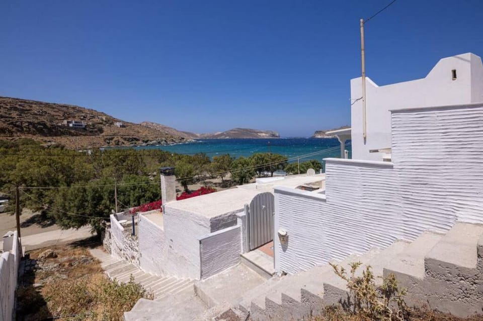 nemelo beach house in Panormos Apartment in Decentralized Administration of the Aegean