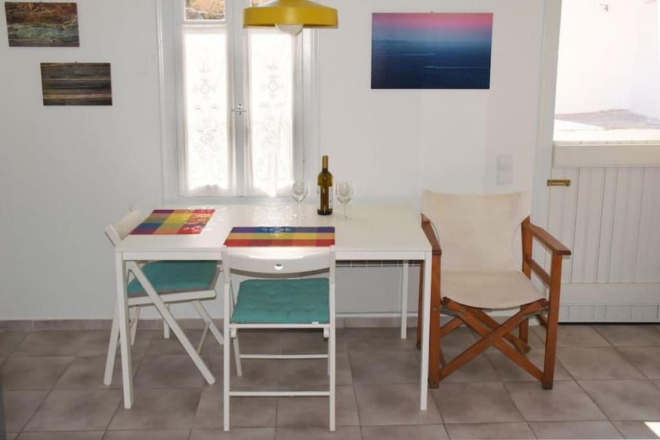 Amberi, Tinos in Panormos Apartment in Decentralized Administration of the Aegean