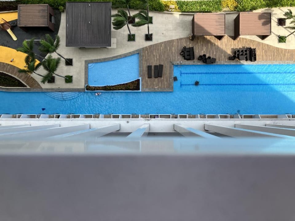 Lovely to be Home - Breeze Condo with free parking Vacation rental in Pasay