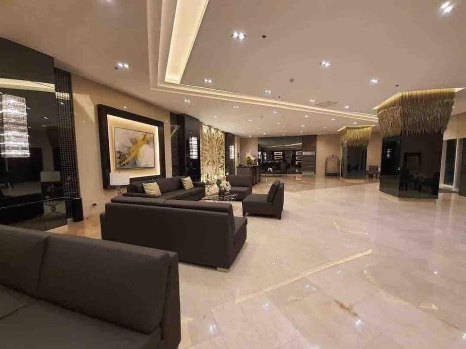 Staycation in Manila-Mandaluyong Apartment in Mandaluyong