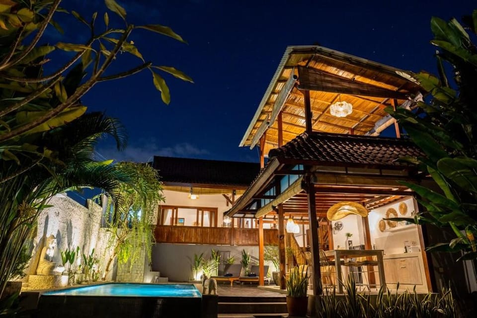 Villa Innerbloom stylish 2 BR with big pool&garden Villa in North Kuta