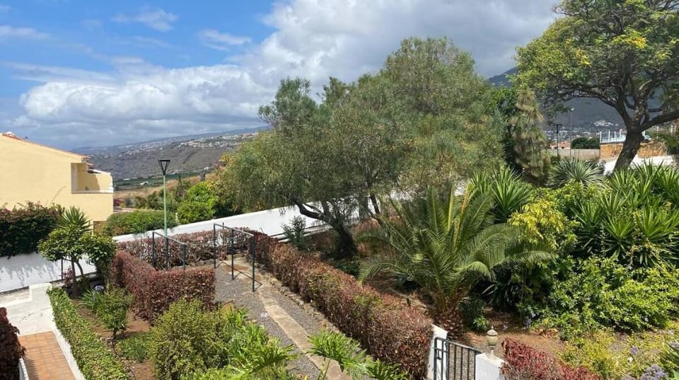 Casa Durazno - Salt Water Pool - Teide and Seaview Vacation rental in Puerto de la Cruz
