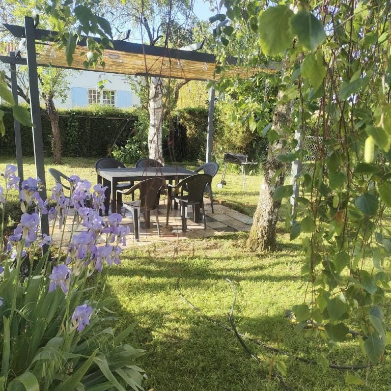 Charmante maison entre mer et campagne  Vacation rental in Nouvelle-Aquitaine
