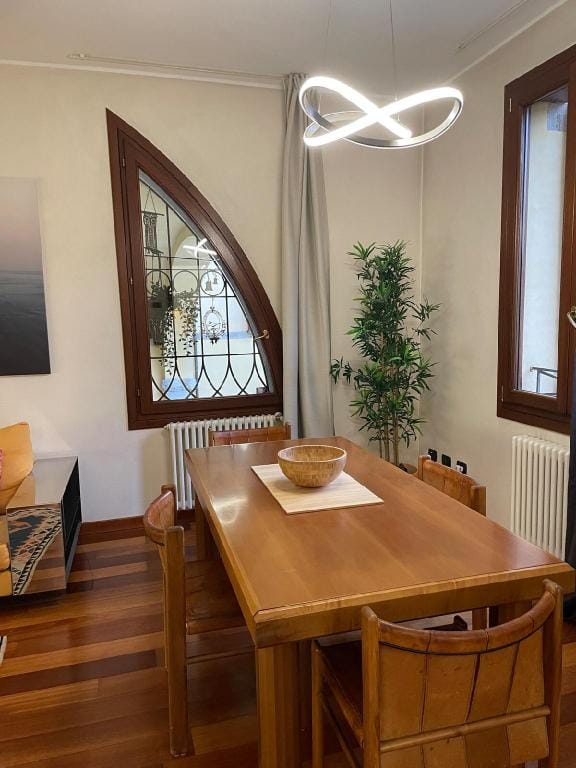 Modern apartment "Le Palme" + private garage Apartment in Padua