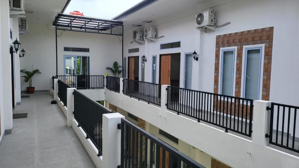 Rumah Tropis Apt. - Type Single Room  Apartment in West Sumatra, Indonesia