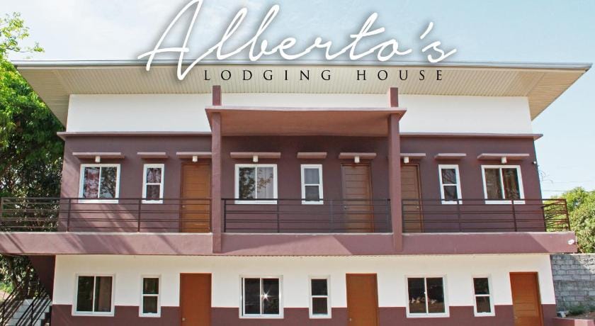 Alberto's Lodging House Apartment in Calabarzon