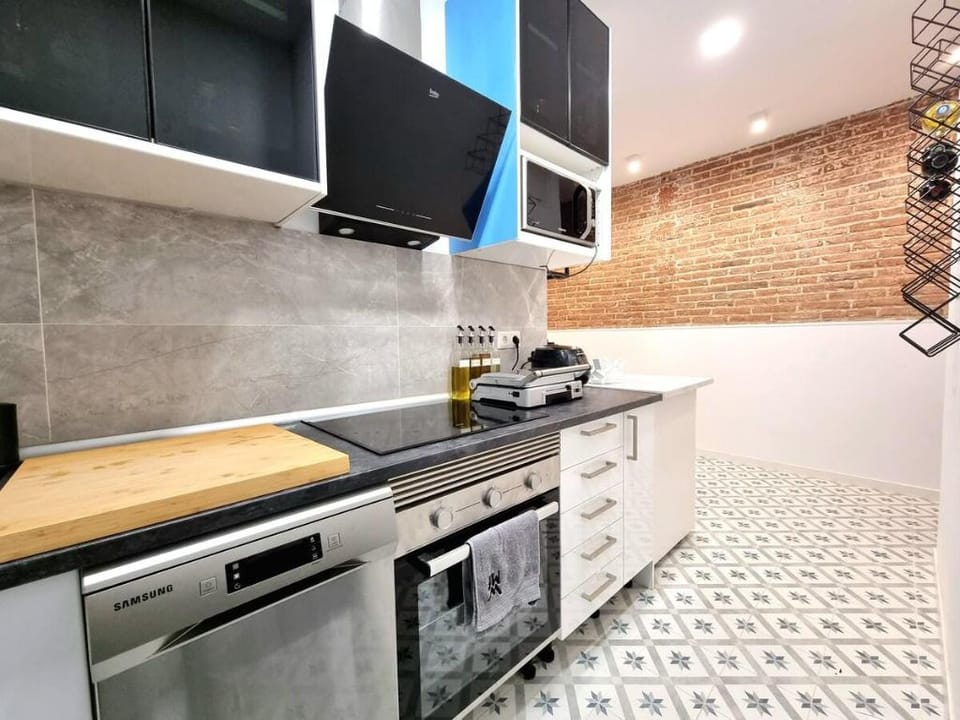 New Desigen flat by Sagrada familia Apartment in Barcelona