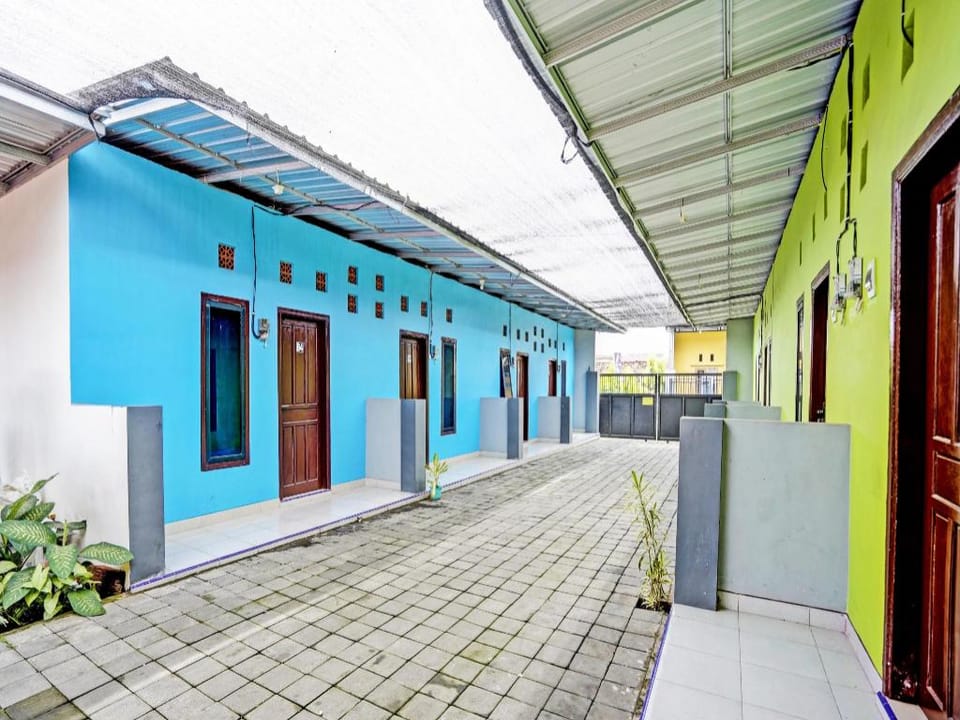 Hotel O Gang Songo Syariah HomestayNearWisata Osing Hotel in East Java