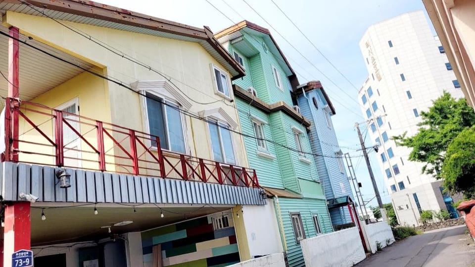 [Jeju Pyoseon Seongsan] Pyori Guesthouse, Walking Distance to Pyoseon Beach, Private Bathroom Hotel in South Korea
