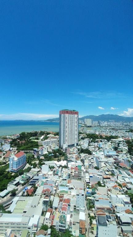 Căn hộ mặt biển tuyệt đẹp phù hợp gia đình du lịch Apartment in Nha Trang