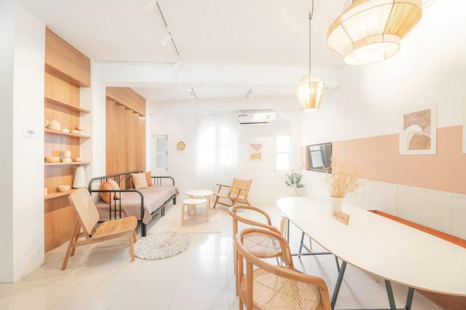 Craft studio apt.​ in heart of Nimman, 3BR Apartment in Chiang Mai