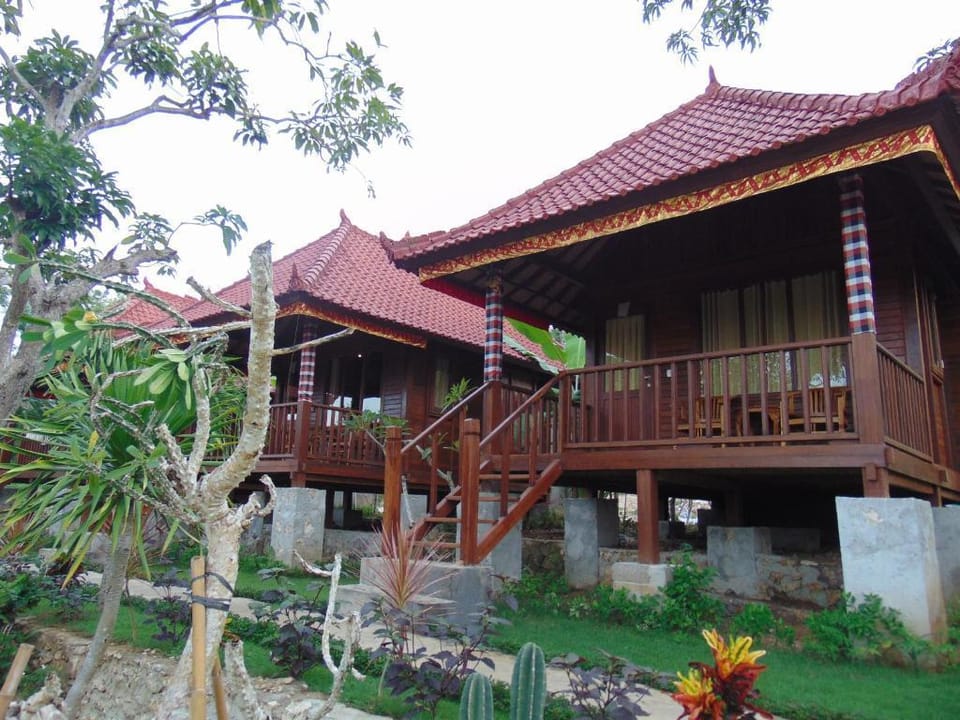 One bedroom deluxe at starfish lembongan Bali Vacation rental in Nusapenida