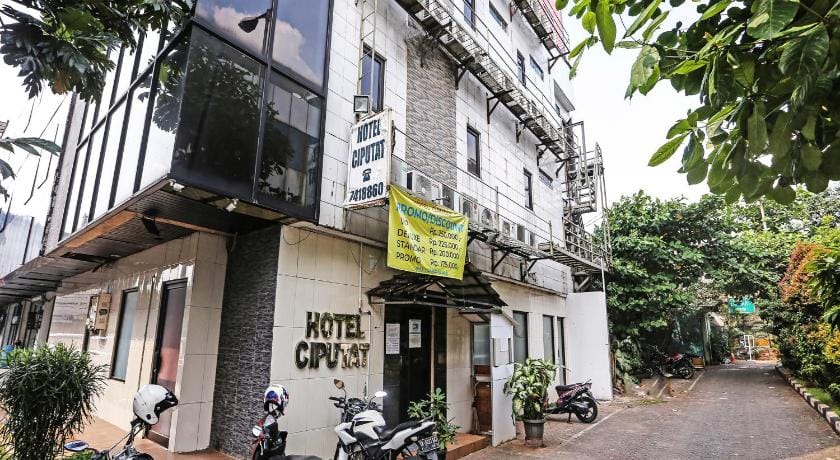 Hotel O Ciputat Hotel in South Jakarta City