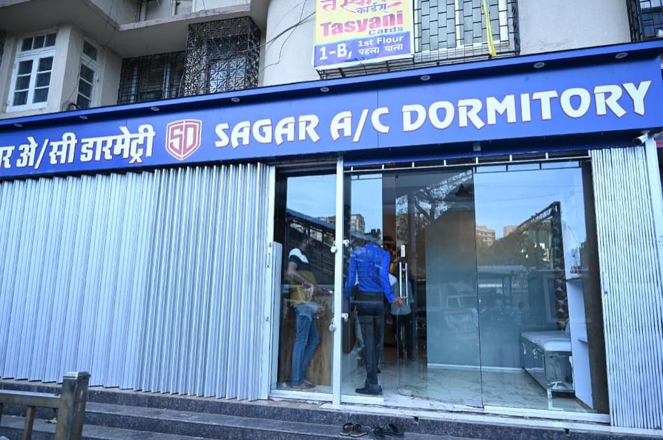 Sagar Dormitory Andheri - Nearest to Andheri Railway Station West Hotel in Mumbai