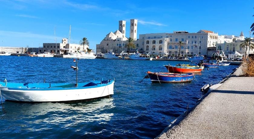Appartamento centrale vicino stazione ferroviaria Apartment in Apulia