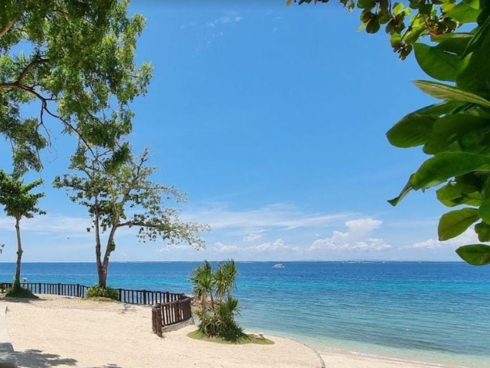 Mactan Newtown Affordable Suite+FREE Pool! Apartment in Lapu-Lapu City