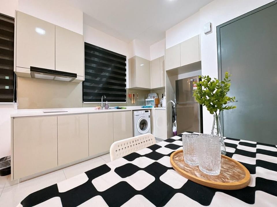 Paradigm Residence【Direct Access to ParadigmMall 】 Apartment in Johor Bahru