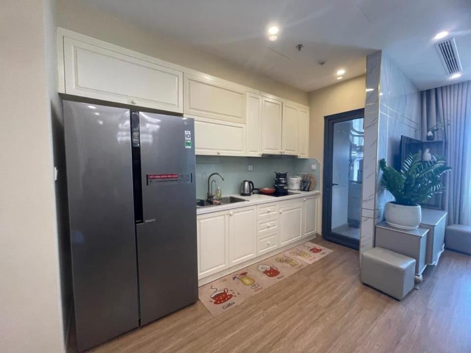 Vinhomeskylake S2 Near Keangnam 1 BR Ha Noi Apartment in Laos