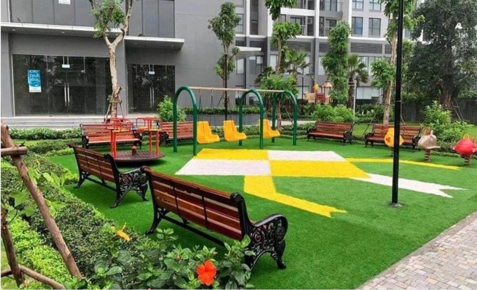 Vinhomeskylake S2 Near Keangnam 1 BR Ha Noi Apartment in Laos
