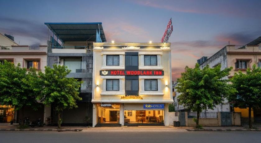 FabHotel Woodlark Inn Hotel in India