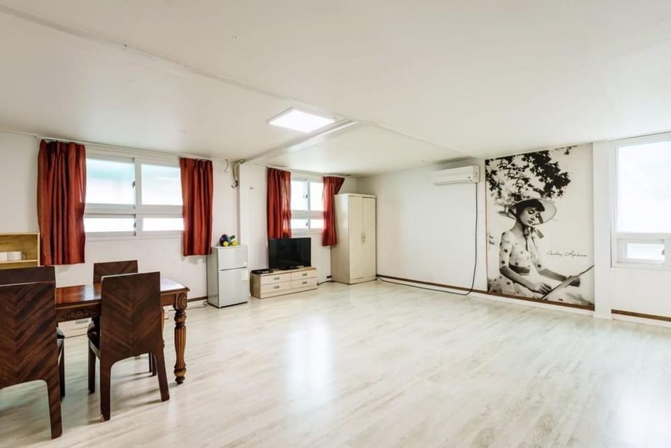 Eulwangri Suwanee Pension Bed and Breakfast in Gyeonggi-do
