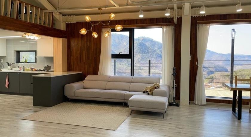 Jecheon Neulsolgil Pension Bed and Breakfast in South Korea