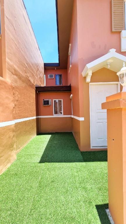 Staycation Subic up to 15pax near beach/mall/falls Vacation rental in Subic