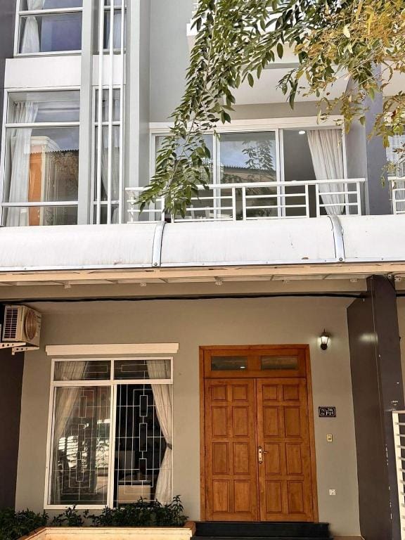 3Bedrooms Vila 10mn to Pubstreet in Siem reap city Villa in Krong Siem Reap
