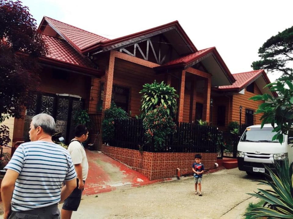 Shangrila mountain view transient house Apartment in Baguio
