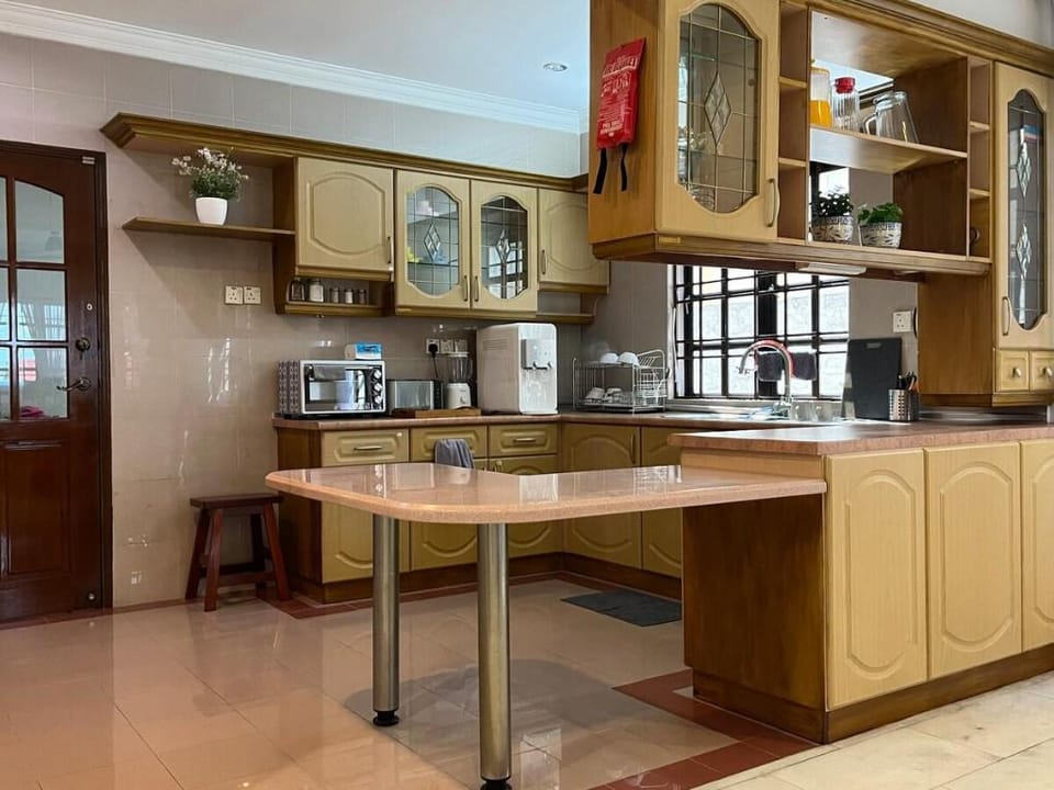 Seremban Bungalow 10-21pax;700sqf ;party, wedding Vacation rental in Negeri Sembilan, Malaysia