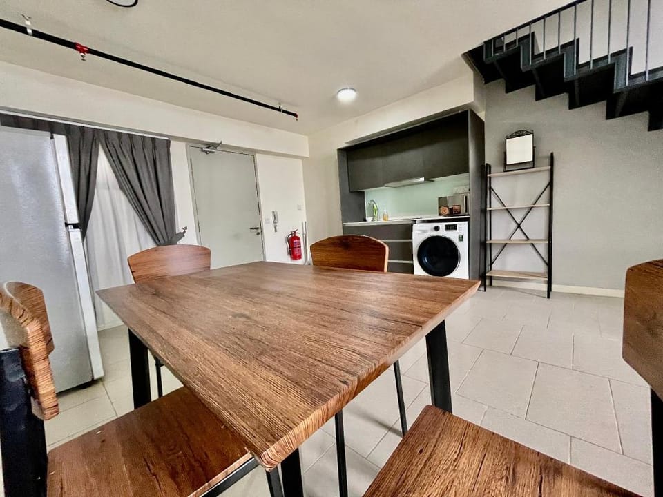Duplex Cozy with Sunset View Tamarind Suite Cyber Apartment in Selangor, Malaysia