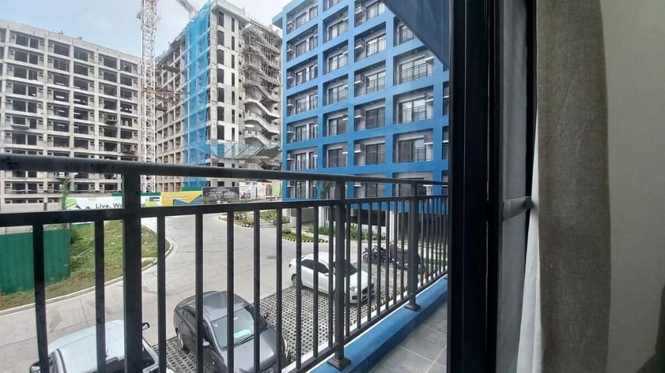 Spacious One Bedroom Condo Unit Near Airport Vacation rental in Davao City