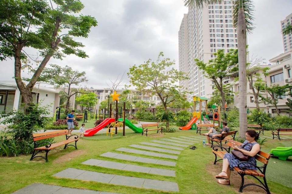 Greenbay Premium 2Br-Apart service HaLongBay Apartment in Laos